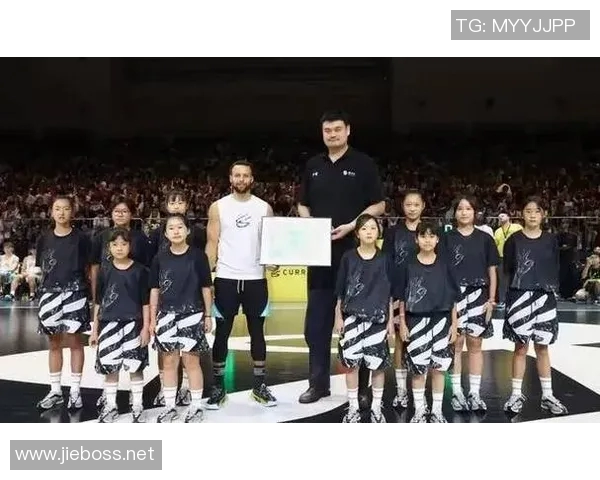 海鲨姚明的传奇之路:从篮球场到海洋保护的跨界之旅 海鲨姚明的传奇之路:从篮球场到海洋保护的跨界之旅