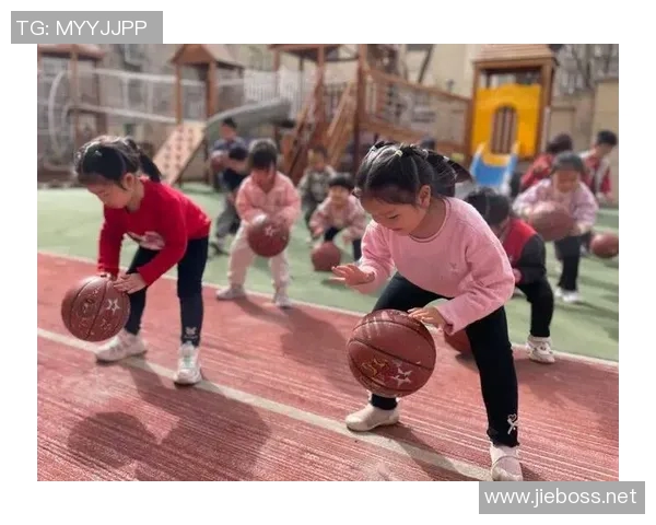 中班体育户外游戏新玩法探索促进孩子身心健康成长 中班体育户外游戏新玩法探索促进孩子身心健康成长